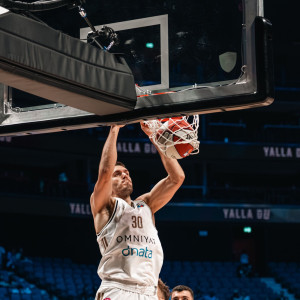 Παίζει ο Πετρούσεφ κόντρα στον Ολυμπιακό