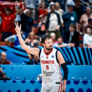 Τέλος από τη Dubai BC ο Σανλί