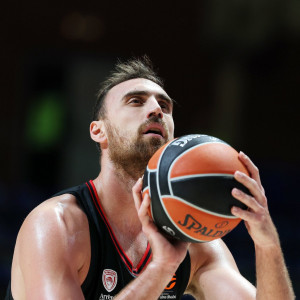 Μιλουτίνοφ: «Νιώθω καλά - Σημασία έχει το πώς τελειώνεις μία σεζόν»