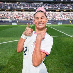 Tρομερό γκολ από την κόρη του Ντένις Ρόντμαν (video)