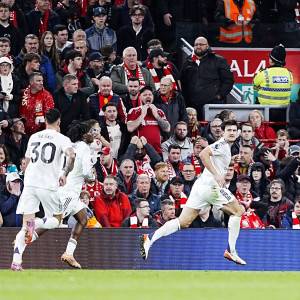 Από παγκίτες, αναντικατάστατοι: Οι δύο «φευγάτοι» της Γιουνάιτεντ που υπογράφουν νέο συμβόλαιο