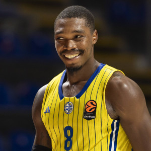 Επιστρέφει στο NBA ο Λόνι Γουόκερ - Μεγάλο το ενδιαφέρον για τον Αμερικανό