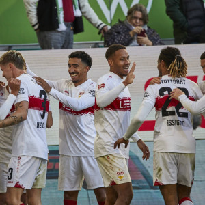 Η Λεβερκούζεν διασύρθηκε εντός έδρας από τη Στουτγκάρδη λίγο πριν το ματς με τον Ολυμπιακό
