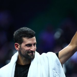 Κοστίζει 10 εκατ. ευρώ, έχει τρεις ορόφους, εννέα υπνοδωμάτια, οκτώ μπάνια - Μέσα στην πολυτελή βίλα του Τζόκοβιτς (video)