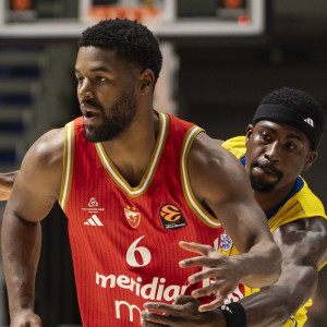 Αβέβαιο το μέλλον του Τζάρεντ Μπάτλερ στον Ερυθρό Αστέρα