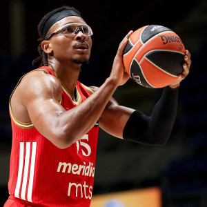 Μονέκε: «Φαβορί για το Final Four ο Ολυμπιακός, αλλά θα υποστηρίξω την Βαλένθια»