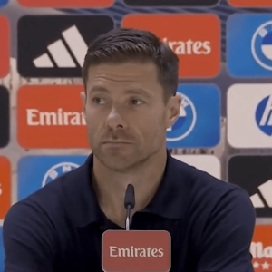 Μπορεί ο Τσάμπι Αλόνσο να αναλάβει άλλη ομάδα φέτος; Ο ιδιαίτερος κανονισμός και το παράδειγμα του Μπενίτεθ