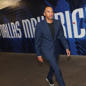 Ο άνθρωπος που αντάλλαξε τον Ντόντσιτς ετοιμάζεται για επιστροφή στο ΝΒΑ