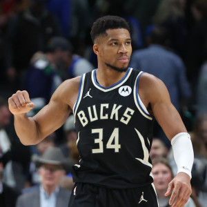 Τι προσφέρουν οι Μαϊάμι Χιτ για την απόκτηση του Γιάννη Αντετοκούνμπο