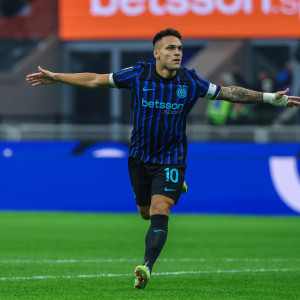 Με Λαουτάρο σκόρερ, η Ίντερ κέρδισε την Ουντινέζε και ξέφυγε από τη Μίλαν