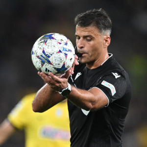 Έξαλλοι στην Μπαρτσελόνα με τον Μανθάνο: Ακύρωσε για δεύτερη σερί σεζόν γκολ των Καταλανών για χιλιοστά (photos)