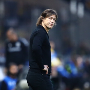 Ο λόγος που η Σεβίλλη δεν μπορεί να απολύσει τον Αλμέιδα