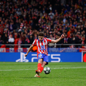 Η Ατλέτικο θέλει να κάνει «Μίδα» τον Άλβαρες και να τον κρατήσει στη Μαδρίτη