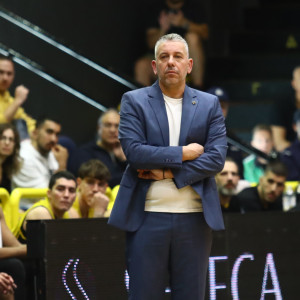 Παπαθεοδώρου: «Ήμασταν κατώτεροι των περιστάσεων - Χρειαζόμαστε νίκες υπέρβασης»