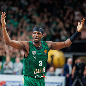 «Αυτό δεν το σφυρίζουν ποτέ στον Σλούκα» - Το σχόλιο του Φρανσίσκο για τον αρχηγό του Παναθηναϊκού