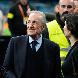 Το μυθικό ποσό που καλείται να πληρώσει ο Πέρεθ στον Τσάμπι Αλόνσο για την απόλυσή του