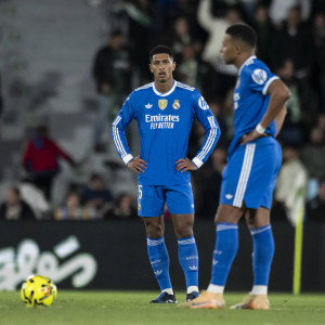 Ασταμάτητη γιούχα στο «Μπερναμπέου» μετά την ήττα από την Μπενφίκα (videos)