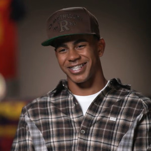 Συγκινεί ο Γιαμάλ: «Ζούσα σε σπίτι με κουζίνα και δωμάτιο στον ίδιο χώρο, τώρα η μαμά μου έχει ό,τι θέλει»