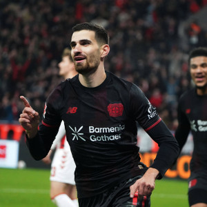 Διπλό τετράδας για τη Λεβερκούζεν, πέρασε με τριάρα από την Φρανκφούρτη