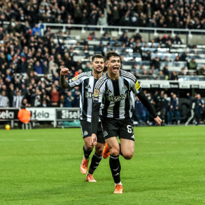 Νιούκαστλ – Καραμπάκ με… διαχείριση μετά την «εξάρα»