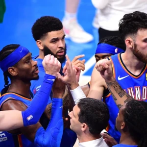 Οι Ράπτορς αρκέστηκαν σε μία... βολή κόντρα στους Σίξερς, «χτίζουν» ξανά σερί οι Θάντερ