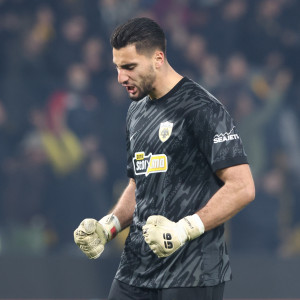 Ο «κέρβερος» Στρακόσια καθοδηγεί την ΑΕΚ