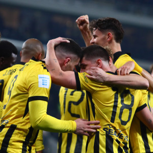 Σύσσωμο το ποδοσφαιρικό τμήμα της ΑΕΚ στη «Sunel Arena» για το ματς με την Άλμπα