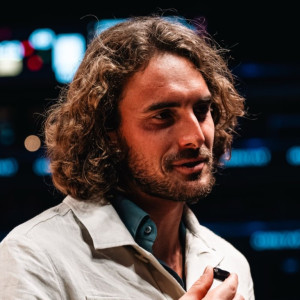 Τσιτσιπάς: «Καλώς ή κακώς, επέλεξα το τένις από το τραγούδι» (video)