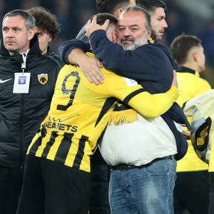 Έστειλε το μήνυμα, περιμένει να «διαβαστεί»