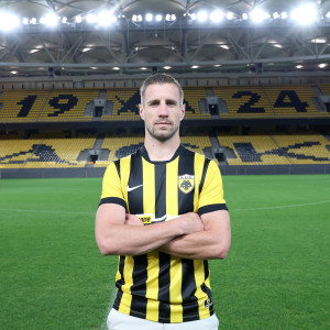 Ατζέντης Βάργκα: «Δεν έχει κανένα πρόβλημα ενσωμάτωσης - Τον αντιμετωπίζουν ως σταρ στην Αθήνα»