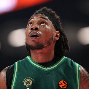 Χολμς: «Κάθε φορά που βλέπω τους γονείς μου στις κερκίδες είναι τέλεια»