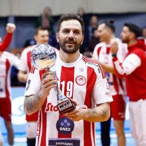 Καβάνα: «Πήραμε μια πολύ σημαντική νίκη κόντρα στον Παναθηναϊκό - Δεν τα παρατήσαμε στιγμή» (video)