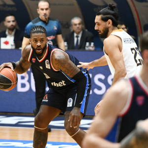 MVP της αγωνιστικής στην Stoiximan GBL ο κυριαρχικός Νέιτ Ουότσον (video)