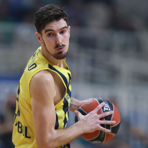 Σαρωτική Φενέρμπαχτσε στην επιστροφή Ντε Κολό με πρωταγωνιστή τον Κρις Σίλβα