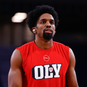 Με ΜακΚίσικ και Νιλικίνα κόντρα στην Παρτίζαν: Η 12άδα του Ολυμπιακού