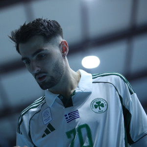 Χανδρινός: «Το κεφάλι κάτω, την Παρασκευή έχουμε μια ρεβάνς που πρέπει να δείξουμε ποιοι είμαστε«»