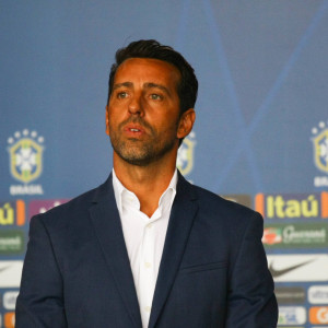 Στην έξοδο ο Εντού από την Νότιγχαμ Φόρεστ