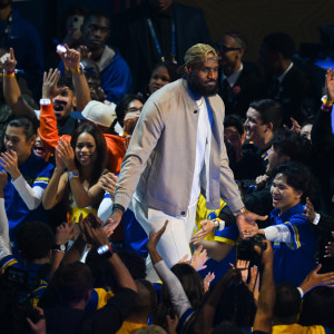 Τέλος εποχής για τον ΛεΜπρόν: Για πρώτη φορά μετά από 21 χρόνια δεν είναι βασικός σε All-Star!