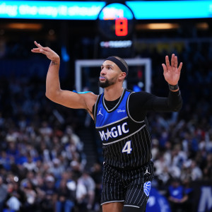 Ο Τζέιλεν Σαγκς στο Athletiko: «Θα ήταν σοκαριστική μια πιθανή ανταλλαγή του Γιάννη»