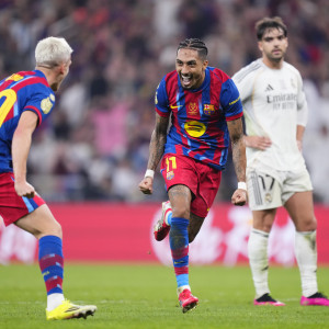 Ο Ραφίνια με κόντρα στον Ασένσιο δίνει εκ νέου το προβάδισμα στη Μπαρτσελόνα (video)