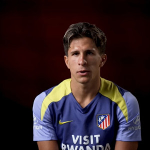 Μαζί με τον πατέρα του: Η Ατλέτικο Μαδρίτης «έδεσε» τον Τζουλιάνο Σιμεόνε μέχρι το 2030