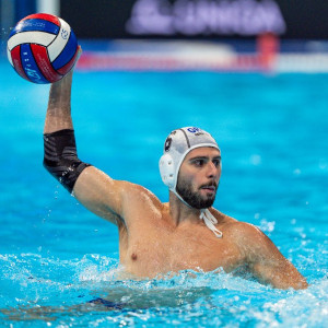 Την πρώτη νίκη κόντρα στην Ιταλία που θα τη στείλει στις «4» ψάχνει η Εθνική στο Βελιγράδι