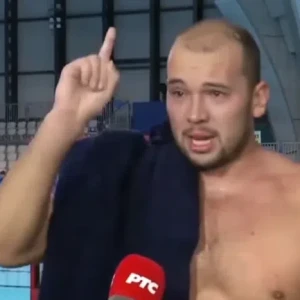 Σέρβος πολίστας ξέσπασε με δάκρυα στα μάτια κατά Έλληνα διαιτητή: «Υπάρχει Θεός και βλέπει!» (video)