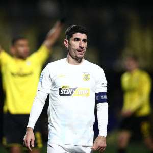 Στα 34 του ο Μάνταλος γράφει ξανά ιστορία με την ΑΕΚ πετυχαίνοντας μυθικό ορόσημο