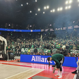 «Πράσινο» το Μόναχο: Πάνω από 3.000 φίλαθλοι του Παναθηναϊκού στις εξέδρες (video)