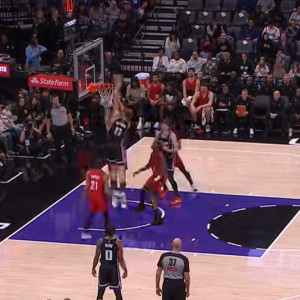 Το poster του Σαμπόνις κυριάρχησε στο Top 10 του ΝΒΑ (video)