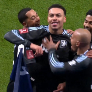 Η Άστον Βίλα πέταξε εκτός κυπέλλου την παραπαίουσα Τότεναμ - Μεγάλη ένταση στο τέλος του αγώνα