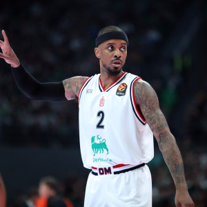 Εκτός Αρμάνι ο Λορέντζο Μπράουν!