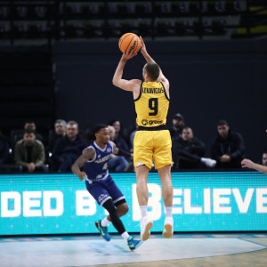 Ο Λεκαβίτσιους φώναξε παρών και οδήγησε την ΑΕΚ στη νίκη