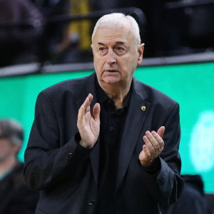 Ο Σάκοτα... αφύπνισε τους παίκτες του και η ΑΕΚ έκανε τη δουλειά